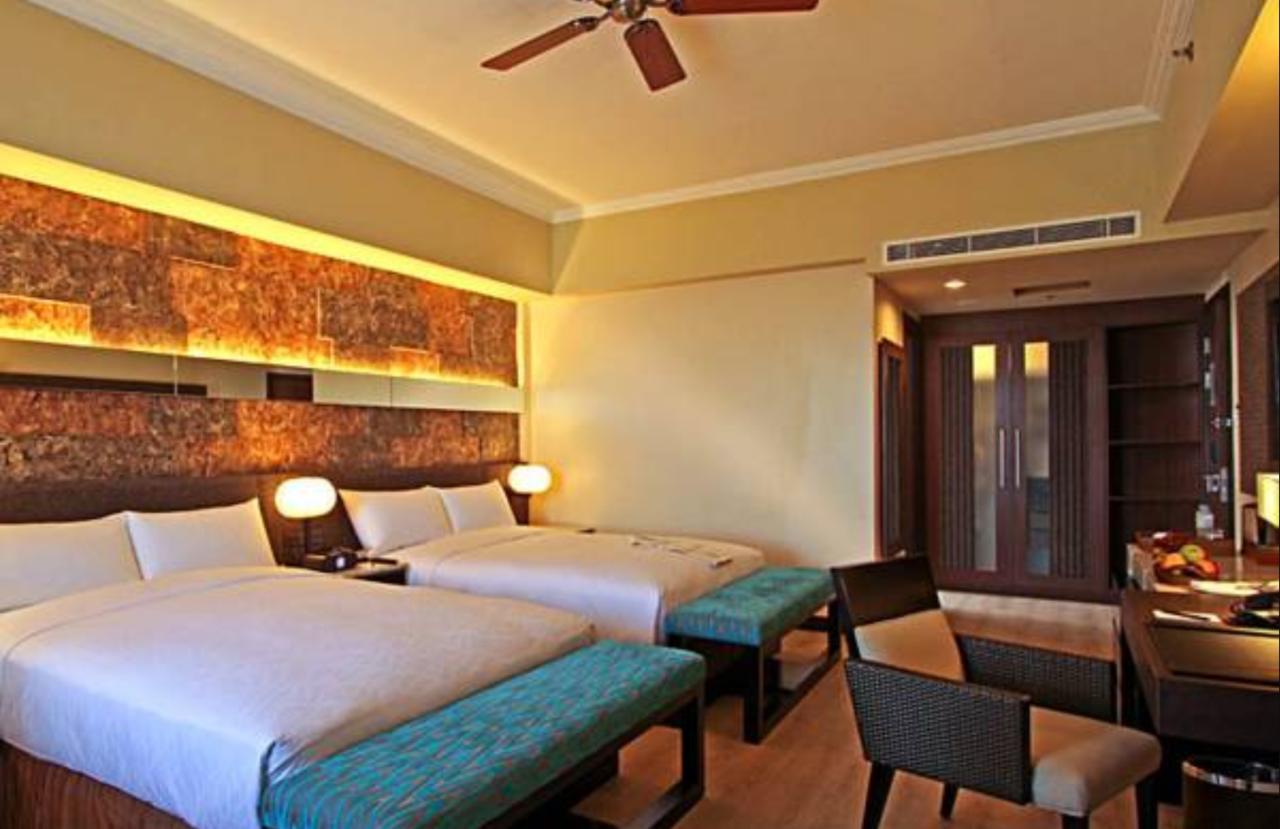 The Bellevue Resort Panglao Exterior photo Deluxe Room