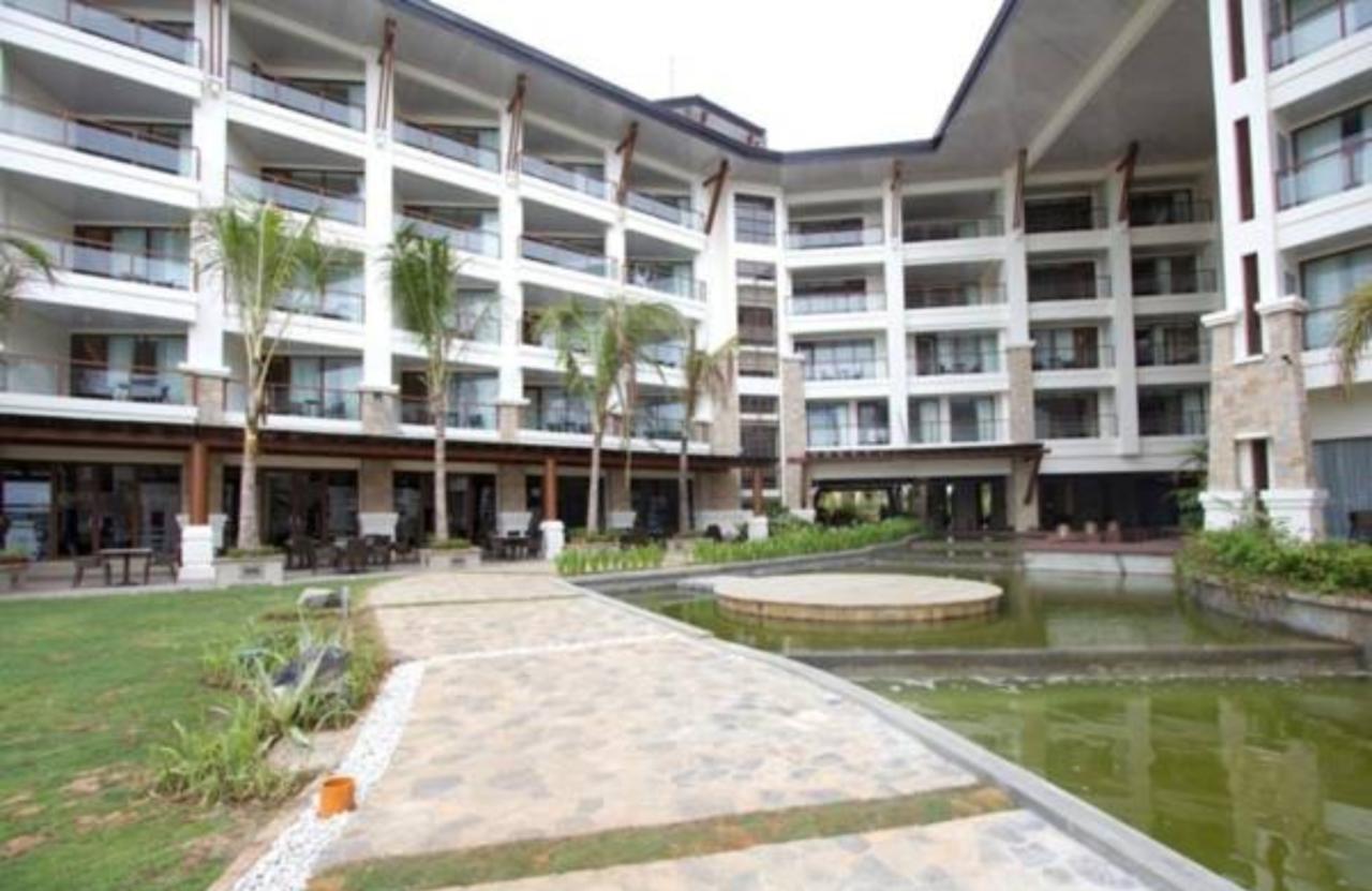 The Bellevue Resort Panglao Exterior photo The hotel's main building