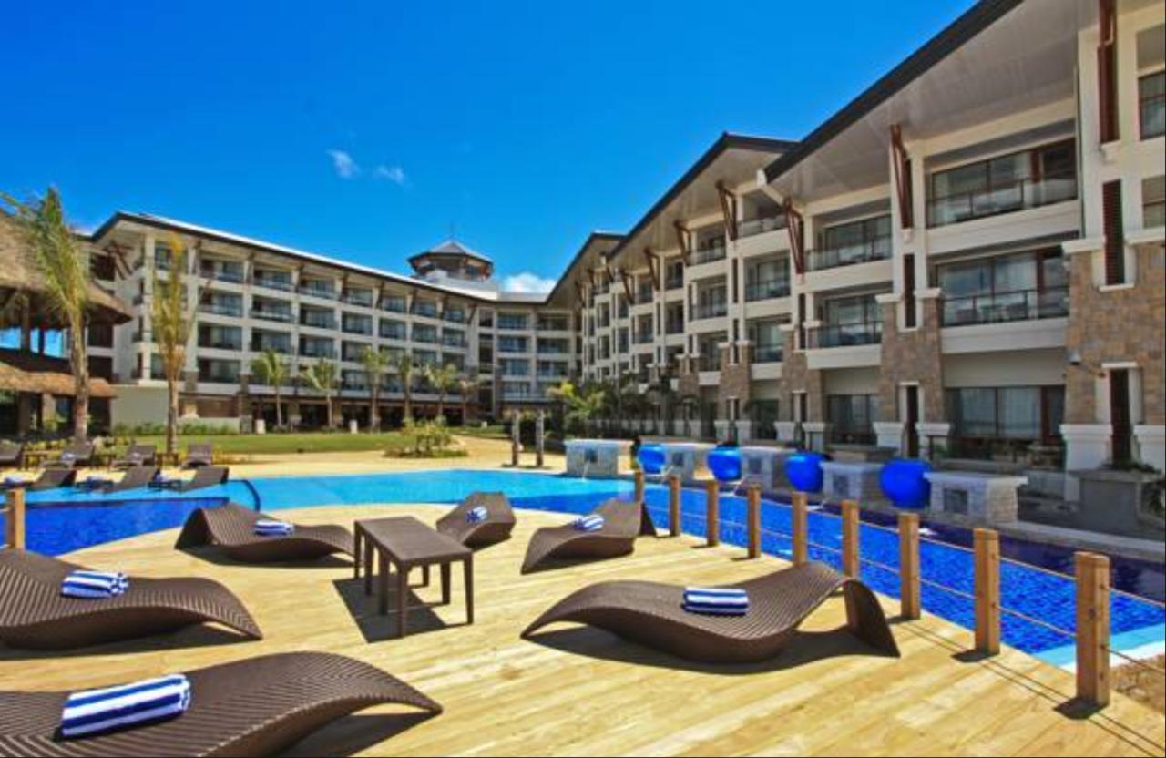 The Bellevue Resort Panglao Exterior photo The swimming pool at the hotel