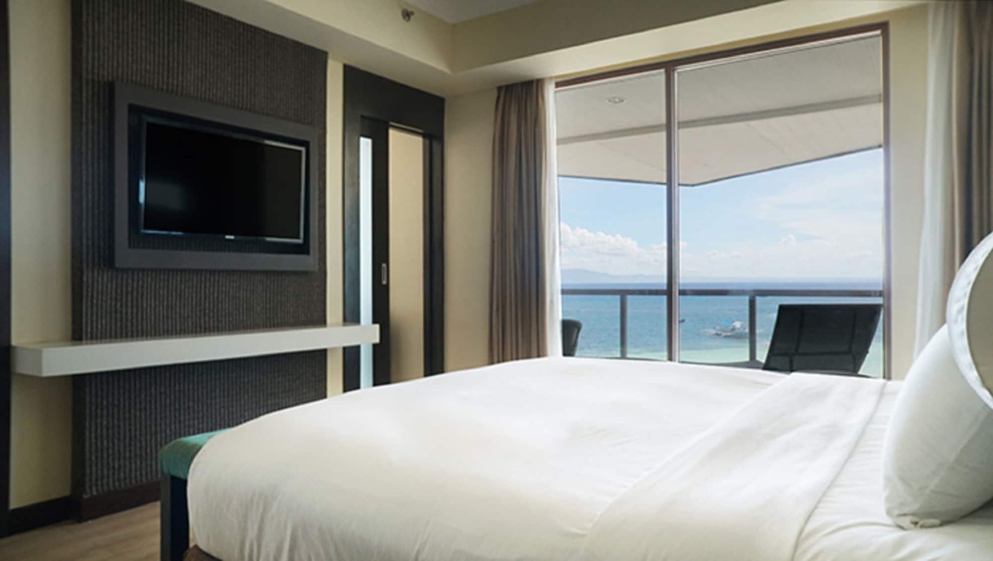 The Bellevue Resort Panglao Exterior photo A bedroom at the hotel