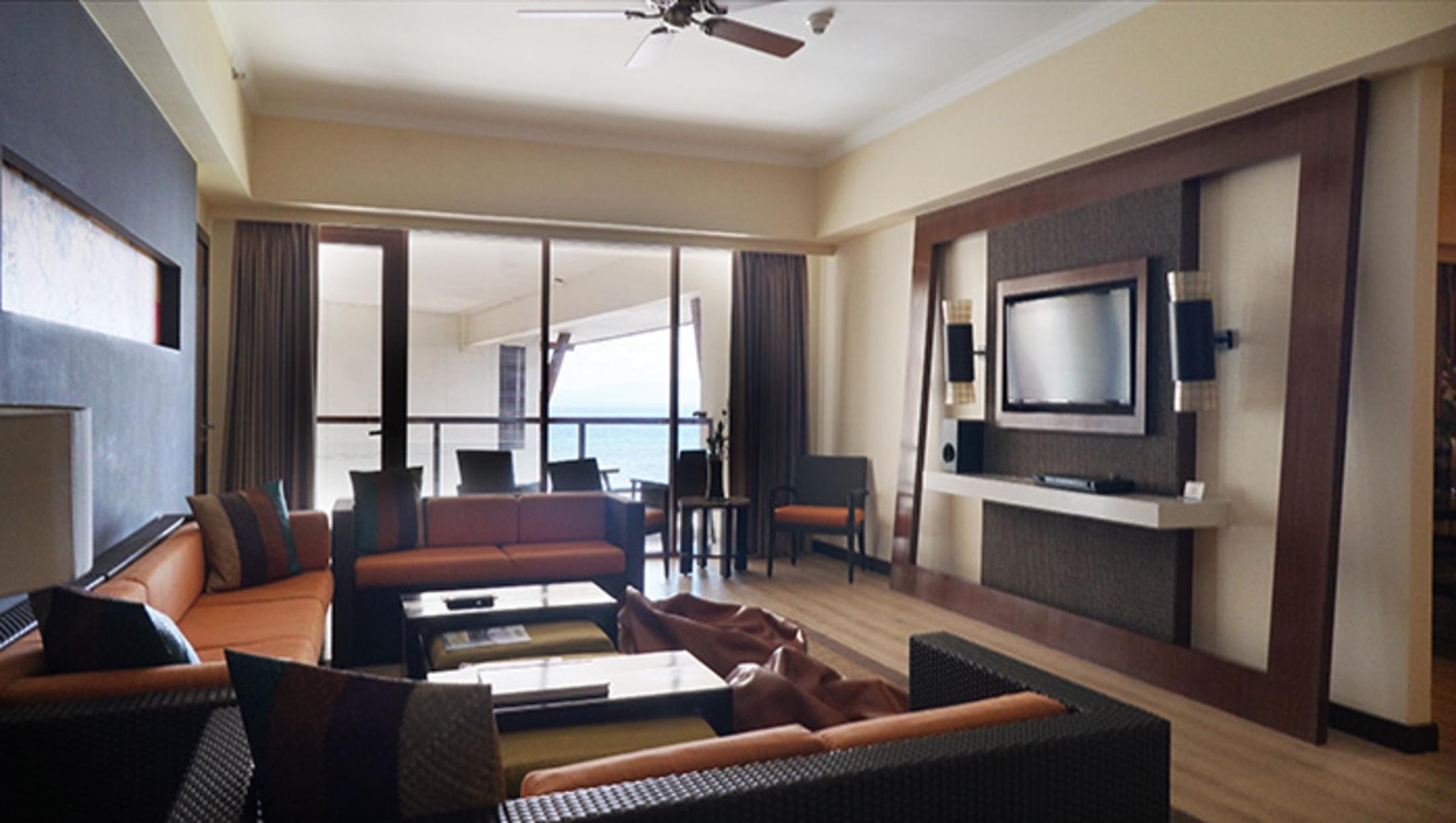 The Bellevue Resort Panglao Exterior photo Living room